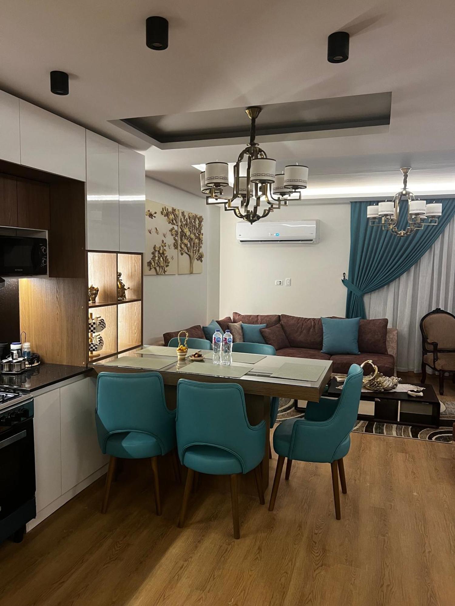 Apartamento Luxury Flat Near Stars Mallشقة غاية الفخامة جانب سيتي ستارز مول El Cairo